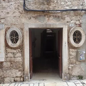 Cozy Studio-apartment Gordana In Center Apartment Rovinj